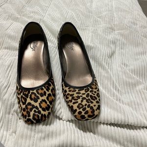 Moda Reflex Animal Print Suede Comfy Shoe / size 9.5 Preowned